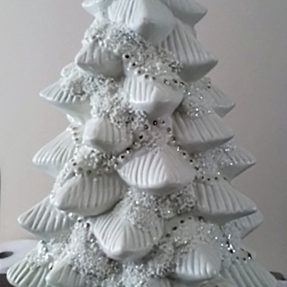 Vintage Ceramic 10" Christmas Tree Music Box ~ Breast Cancer Research Foundation - Picture 6 of 14